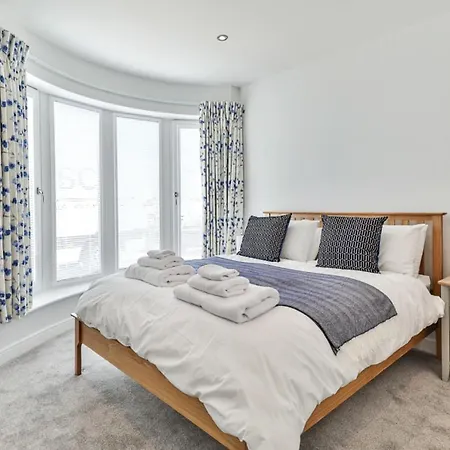 Finest Retreats - No15 Belle House Apartment Filey