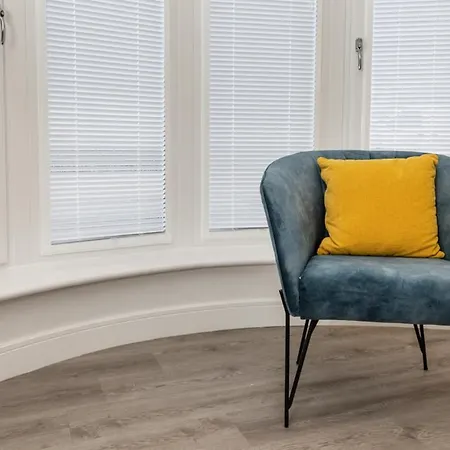 Finest Retreats - No15 Belle House 파일리